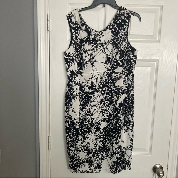 Size 12 Sara Campbell dress - Picture 2 of 7